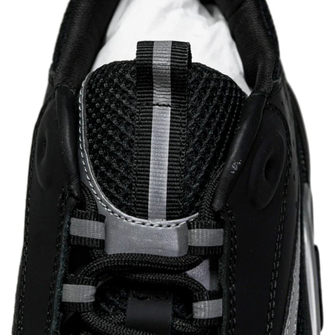 Dlor B22 'Black Silver'