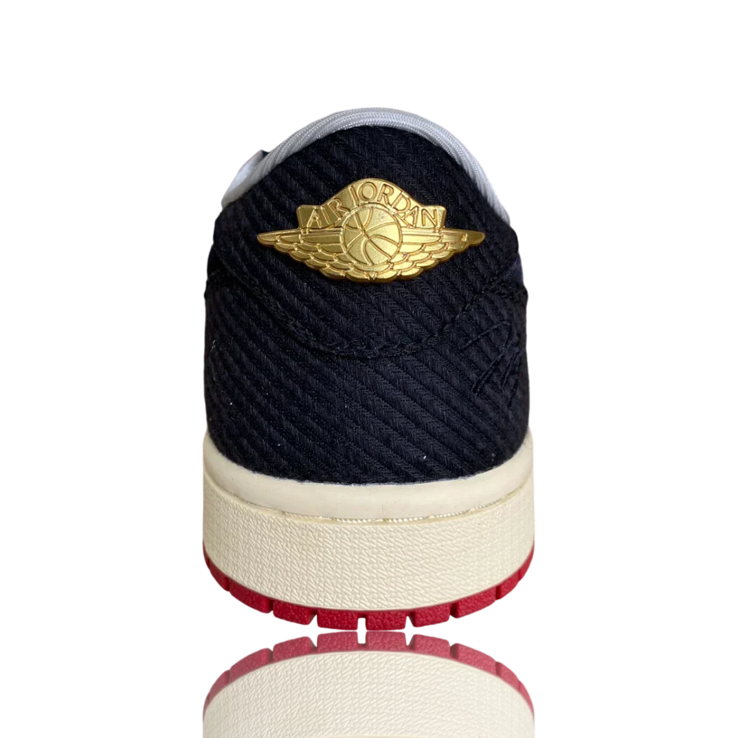 AJ1 Retro Low OG x Trophy Room 'Rookie Card' Away