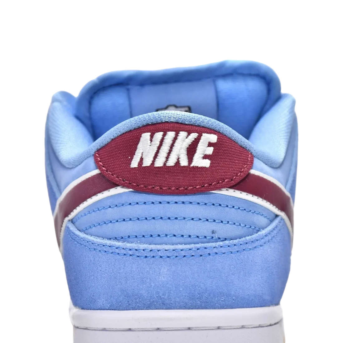 SB Dnk Low 'Philadelphia Phillies'