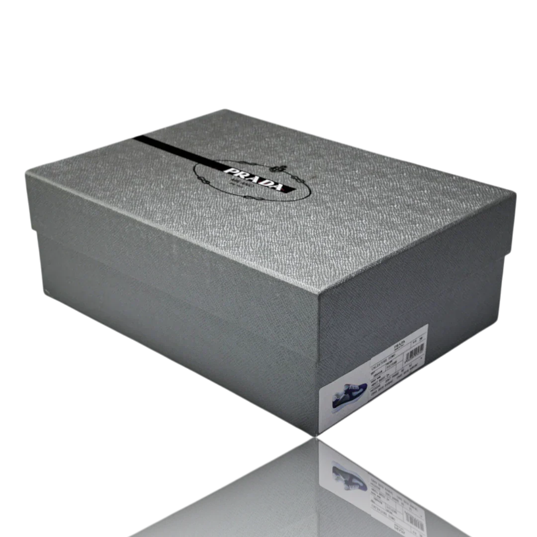 Prada America's Cup 'Silver Purple'