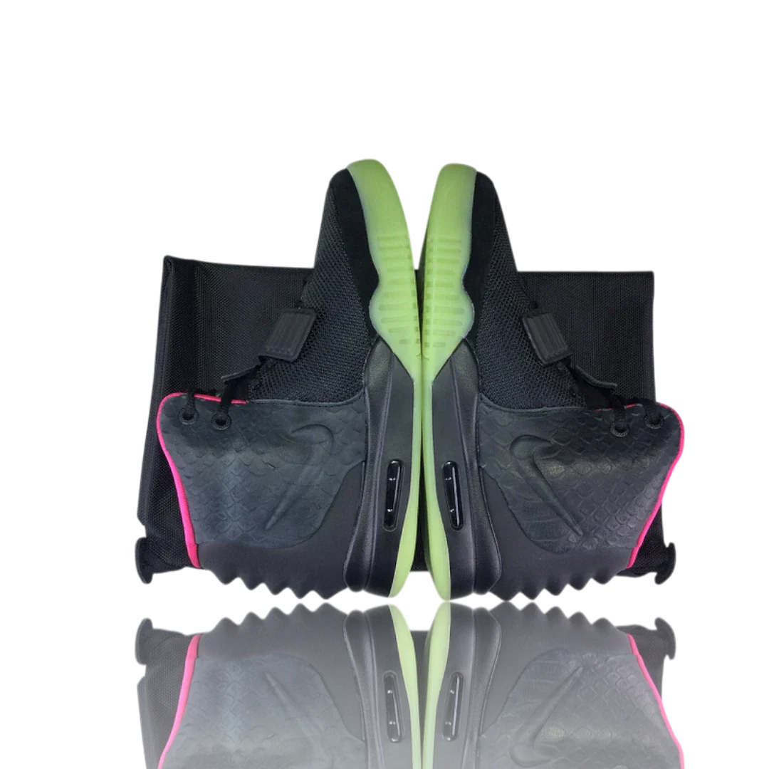 Air Yzy 2 SP 'Solar Red'