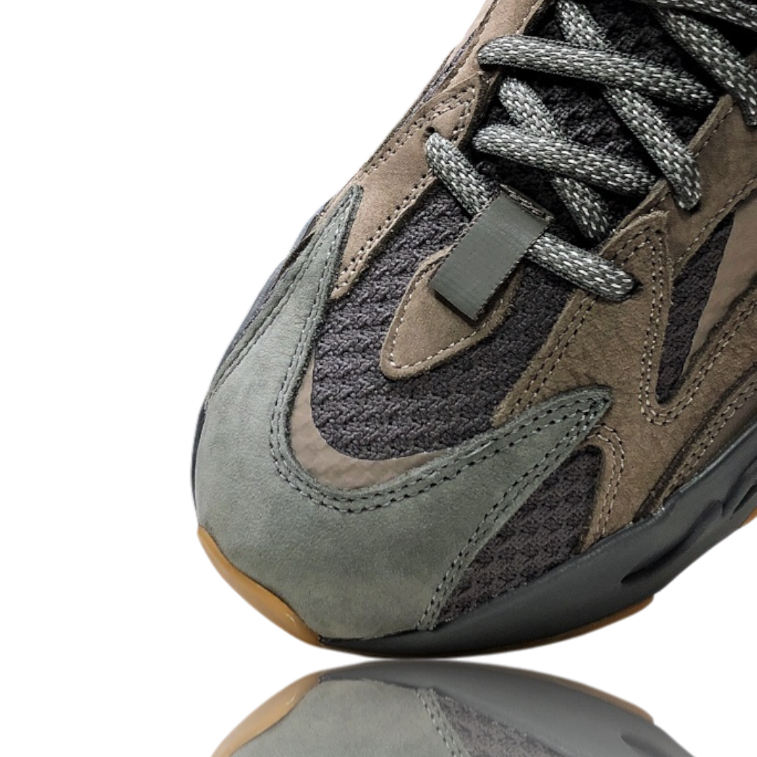 Yzy 700 V2 'Geode'