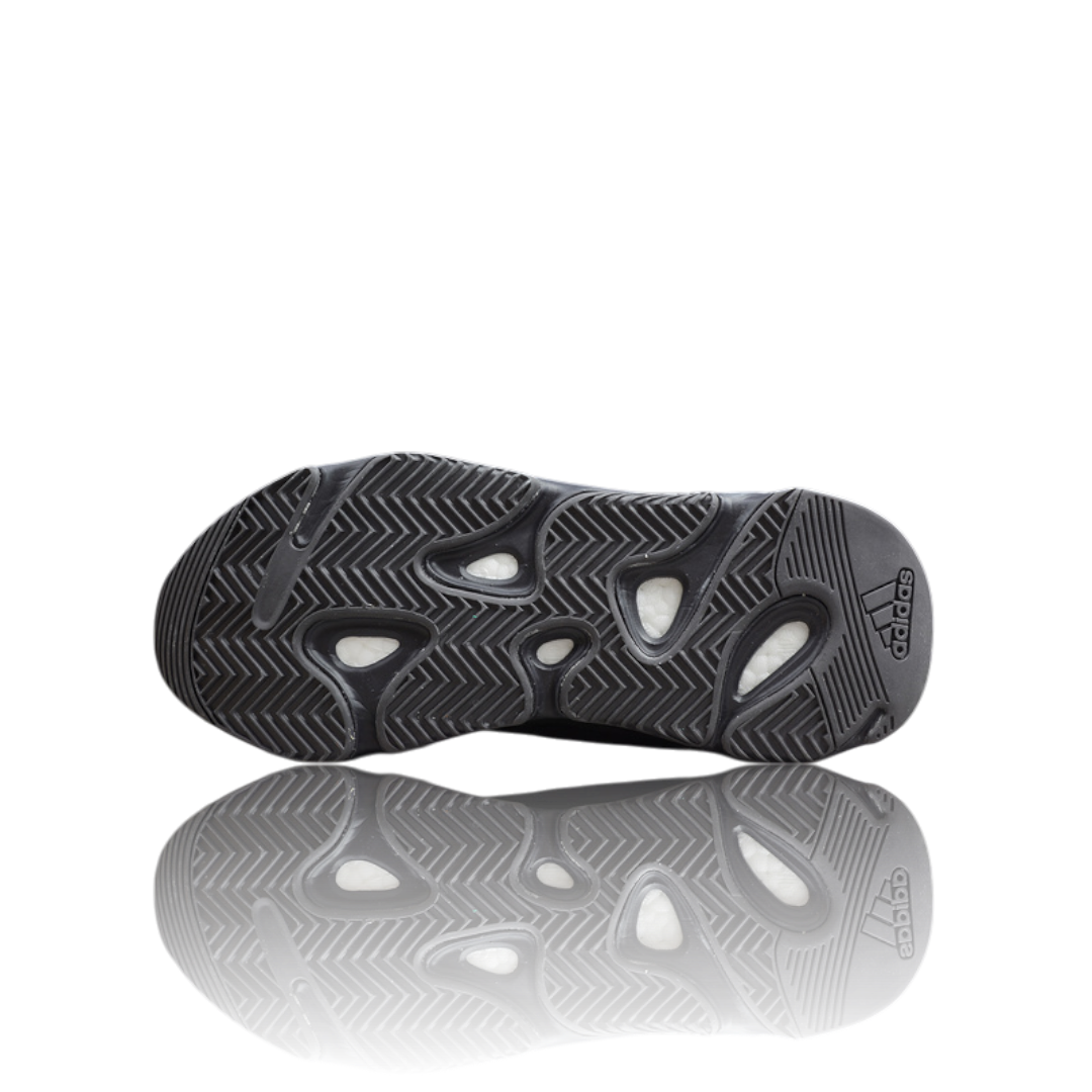 Yzy 700 V2 'Vanta'