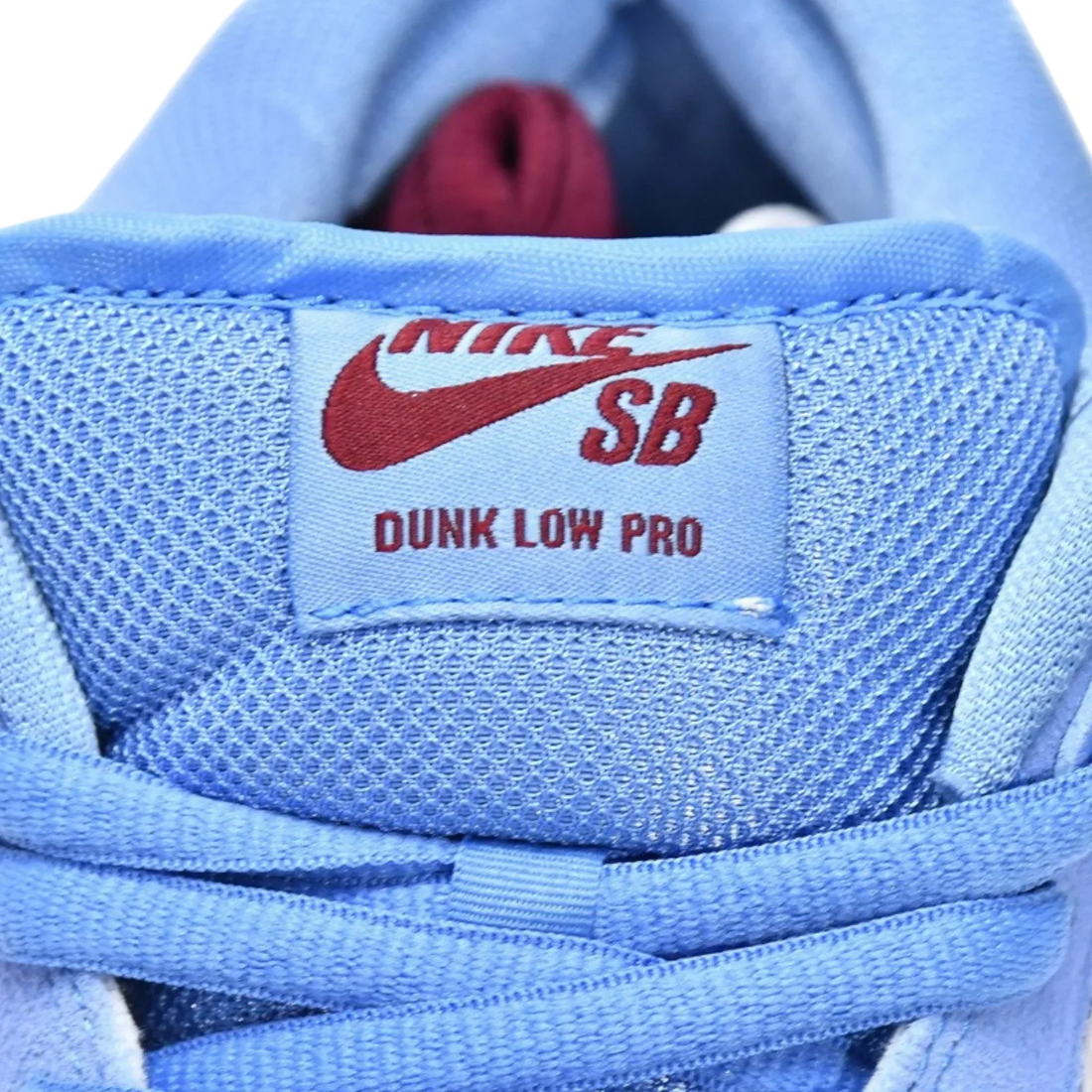 SB Dnk Low 'Philadelphia Phillies'