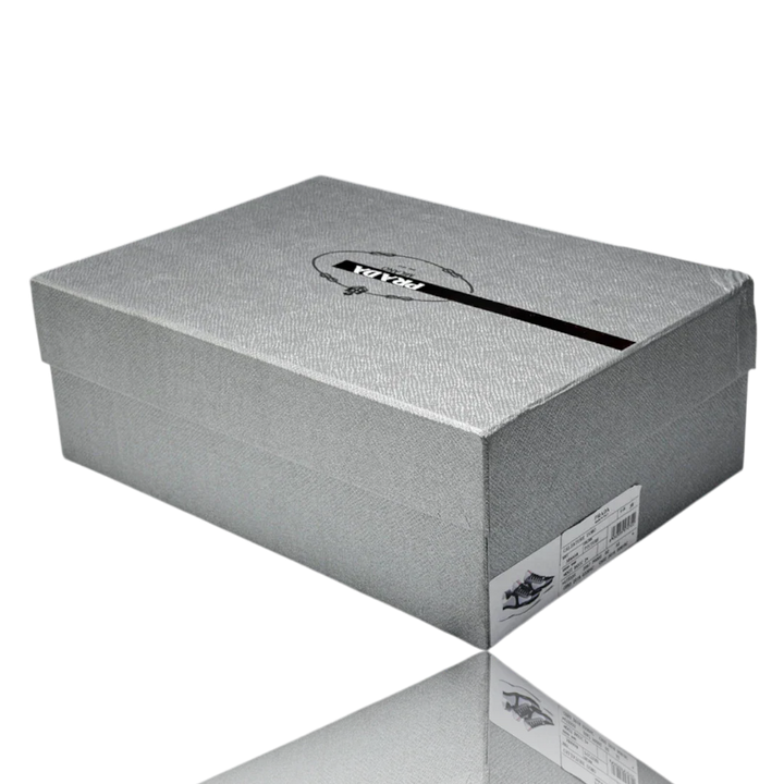 Prada America's Cup 'Silver Black White' I