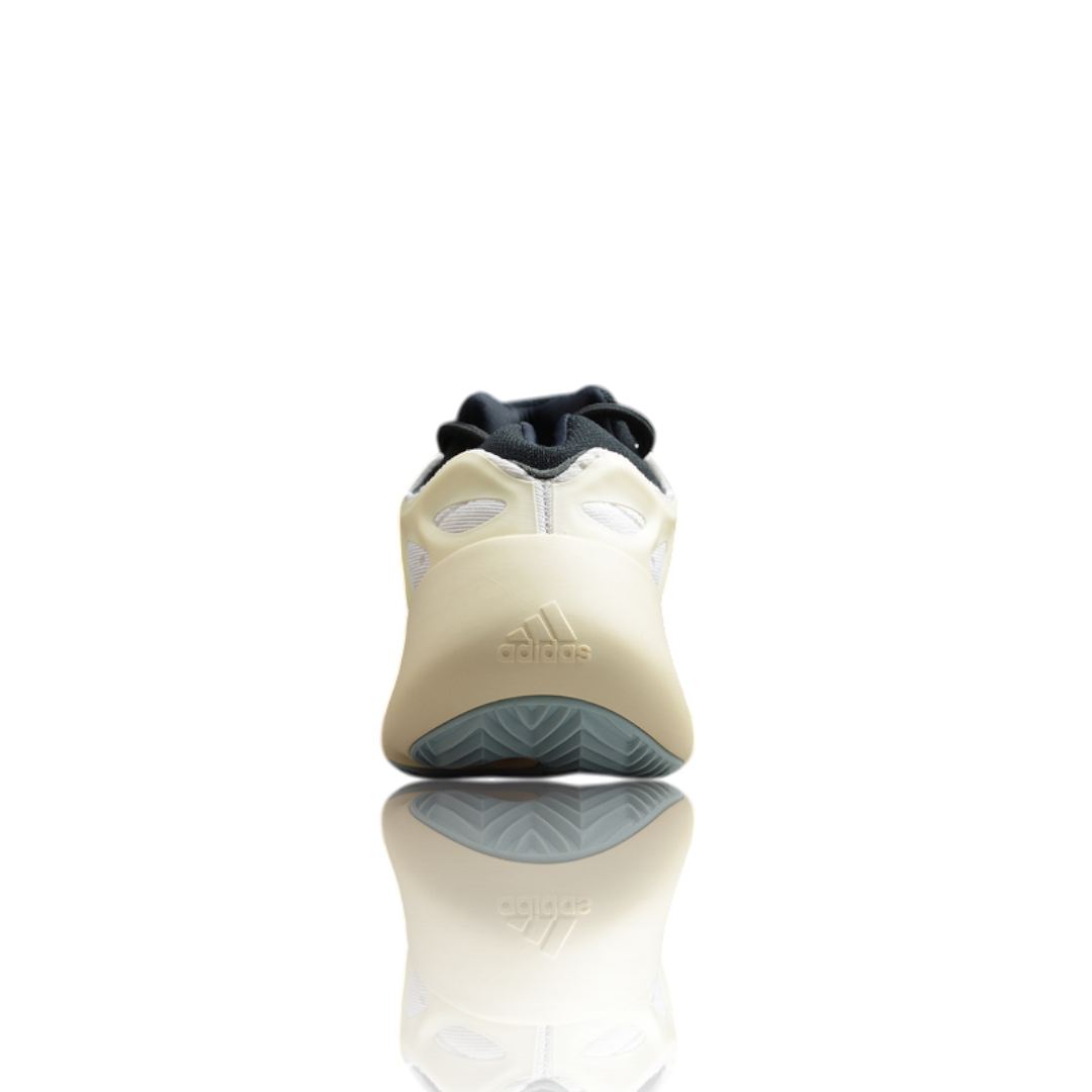 Yzy 700 V3 'Azael'