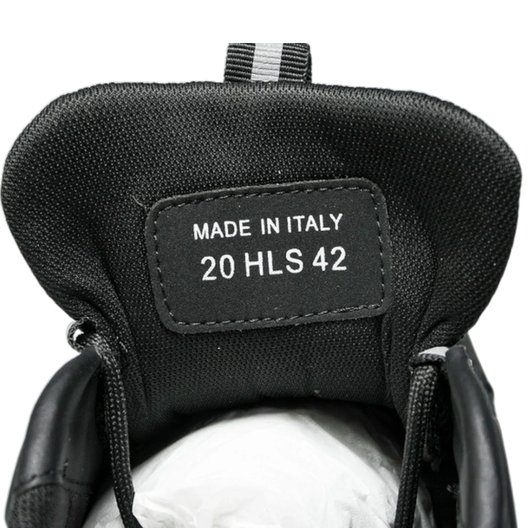 Dlor B22 'Reflective Black'