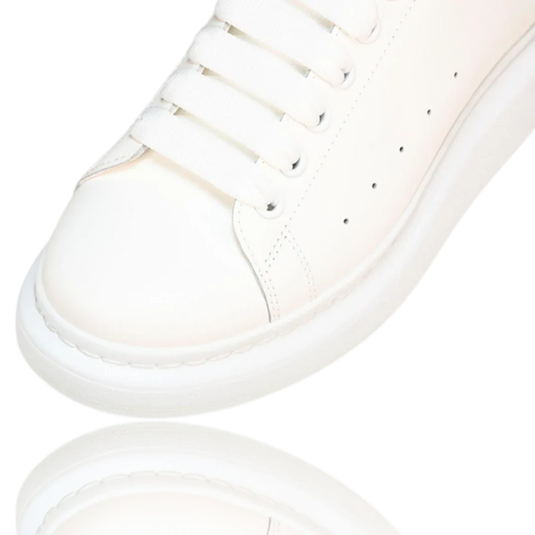 McQueen Oversized 'White Black'