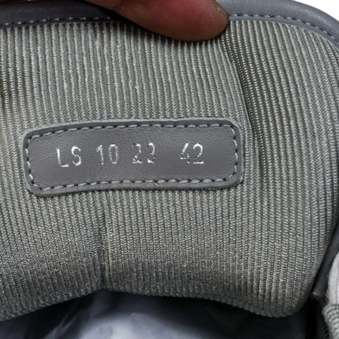 Dlor B57 Mid 'Oblique Grey'