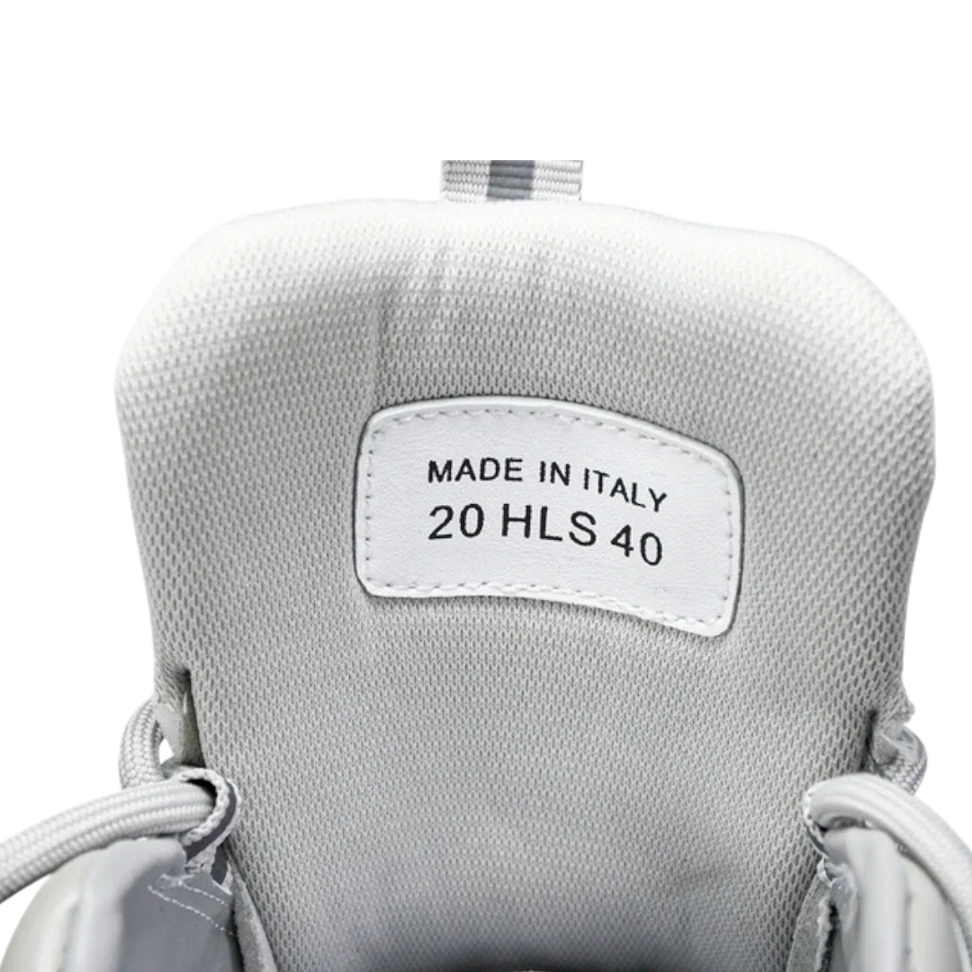 Dlor B22 'Triple Grey'