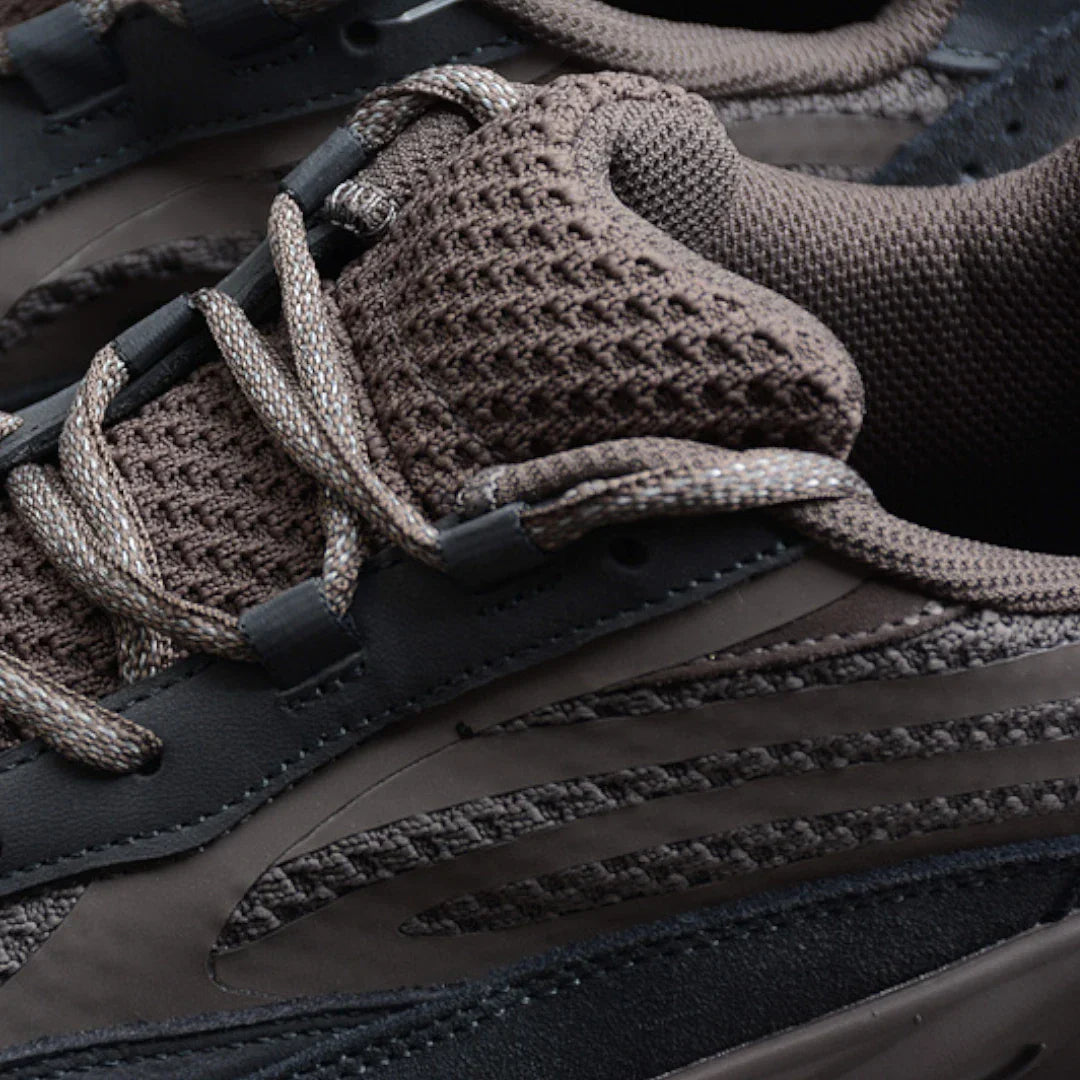 Yzy 700 V2 'Mauve'