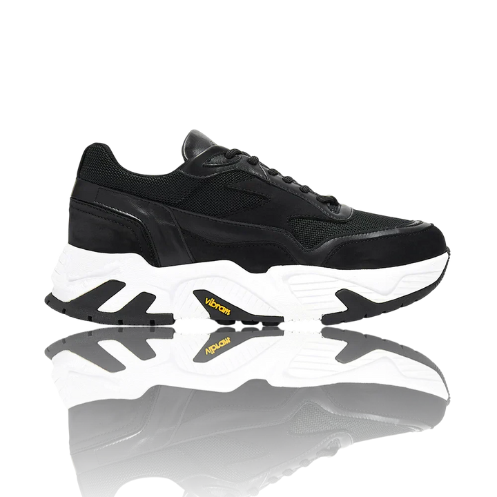 Stealth Runner 'Black White'