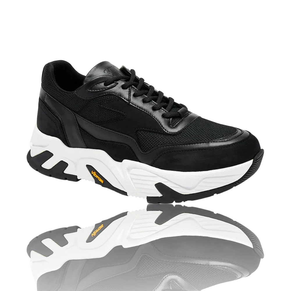 Stealth Runner 'Black White'
