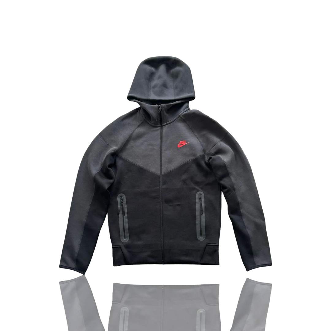 Nike Tech Fleece in Dark Smoke Grey/Light Crimson