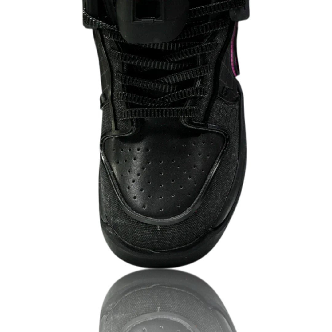 RTFKT x Dnk Genesis 'Void'