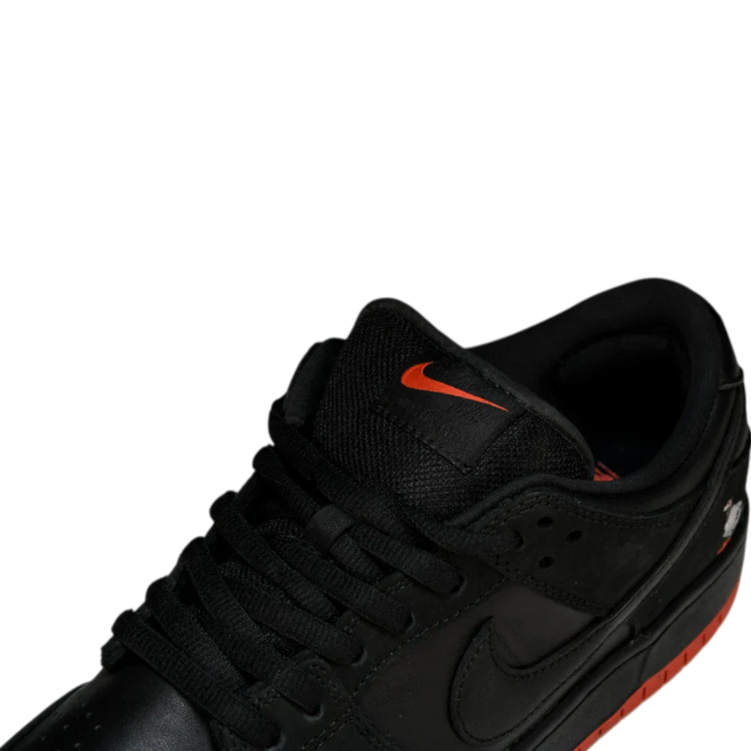Jeff Staple x SB Dnk Low 'Black Pigeon'