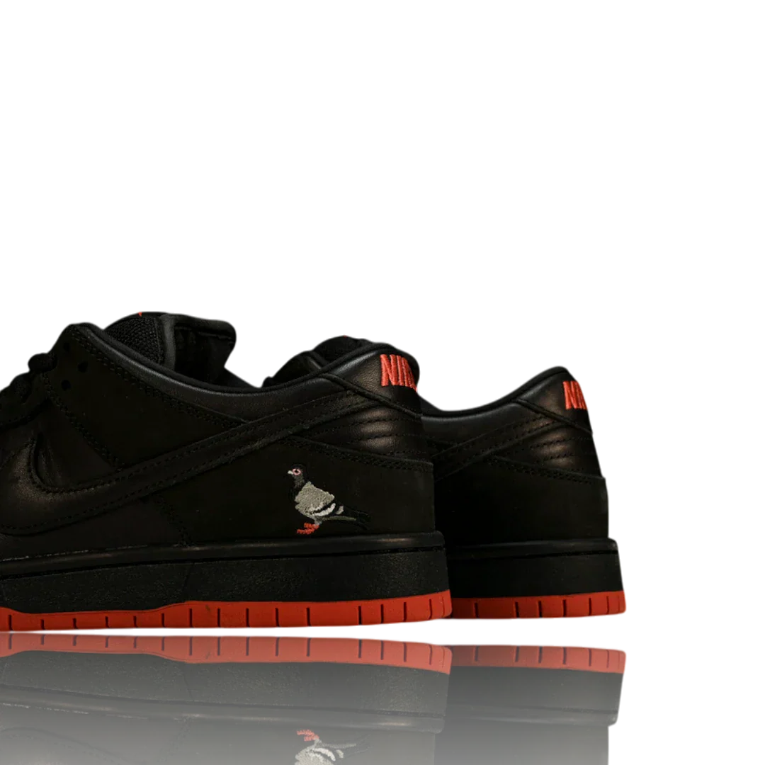 Jeff Staple x SB Dnk Low 'Black Pigeon'