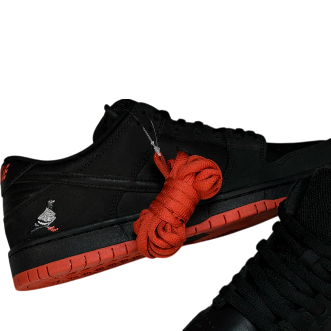 Jeff Staple x SB Dnk Low 'Black Pigeon'