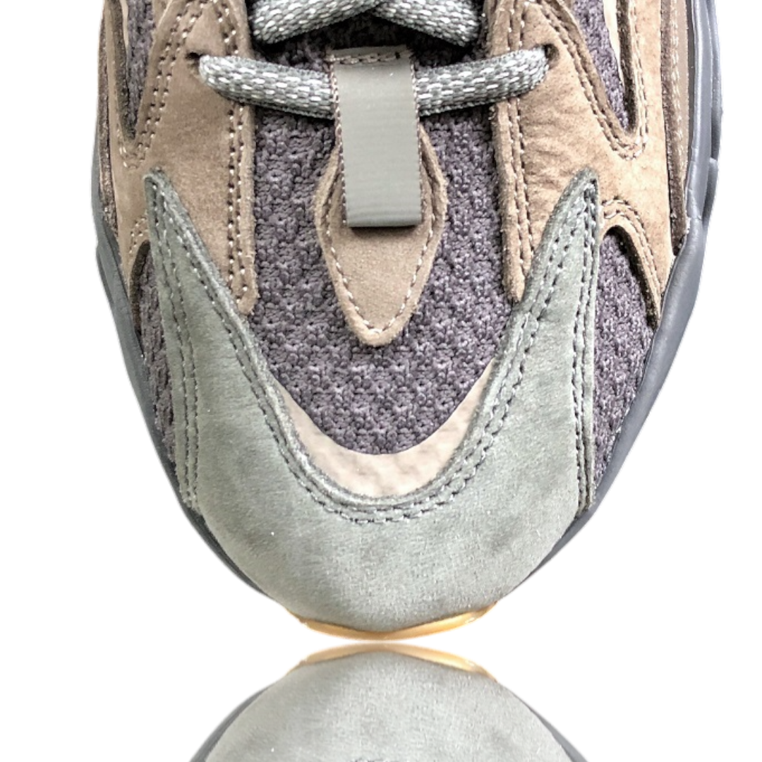 Yzy 700 V2 'Geode'