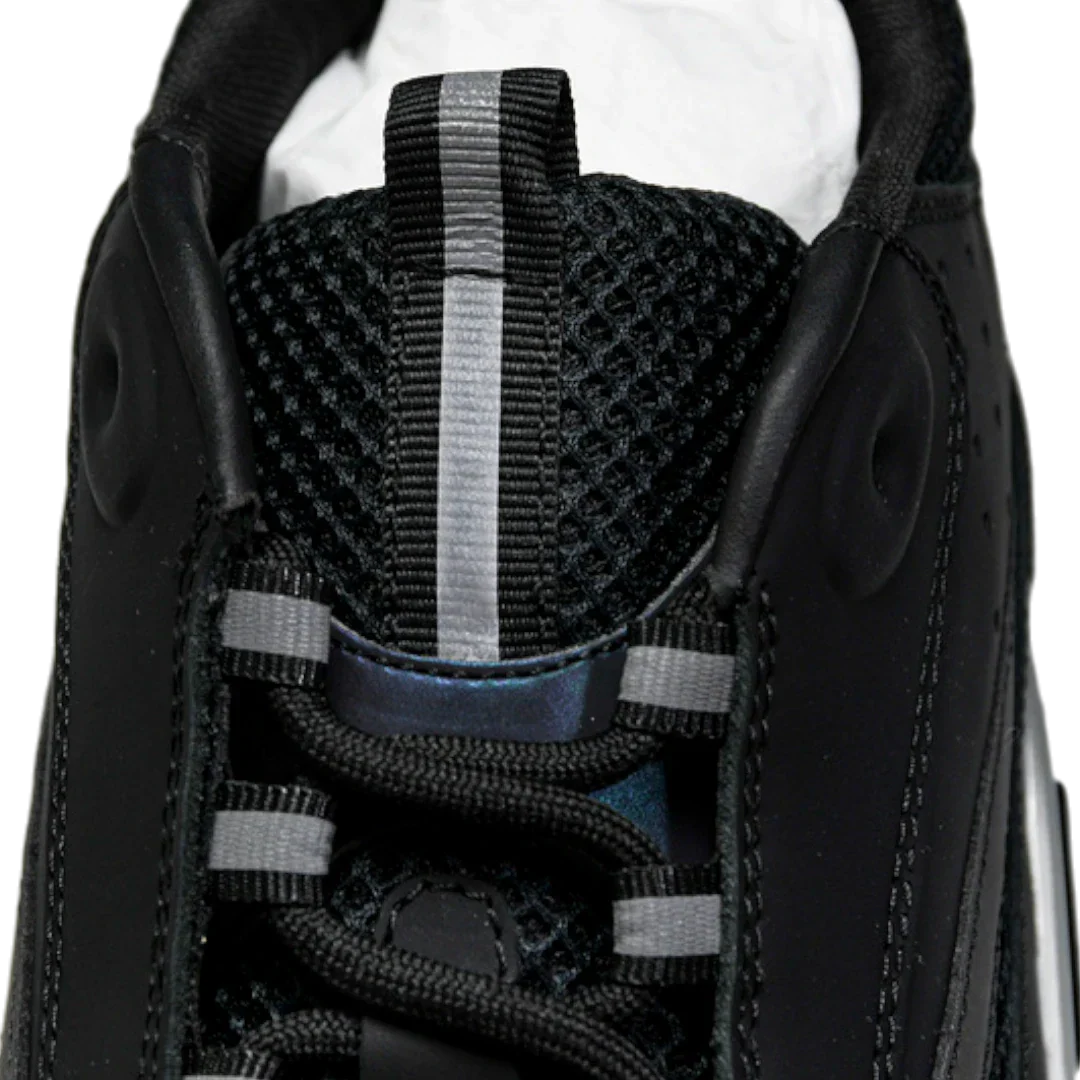 Dlor B22 'Reflective Black'