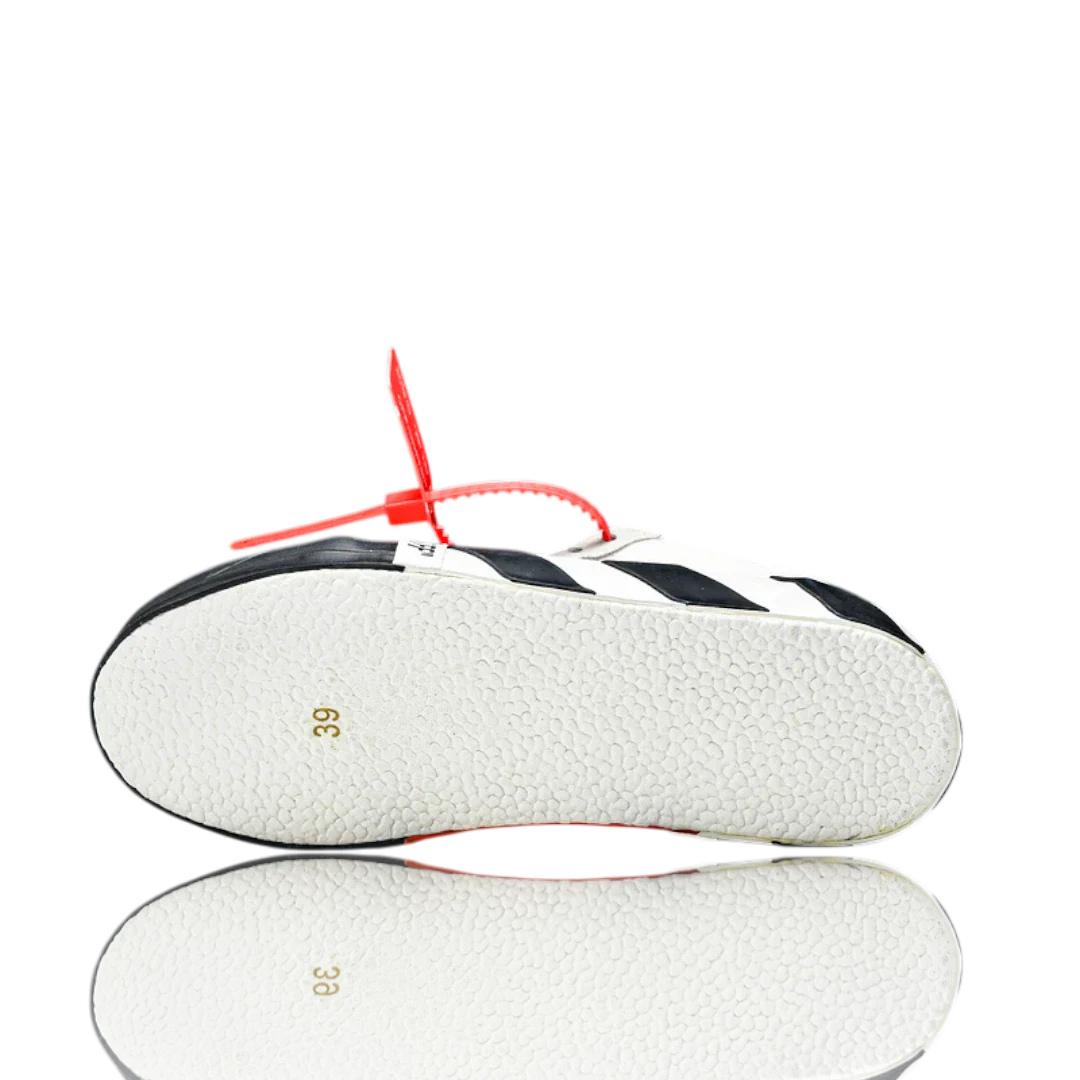 Off-White Vulc Low 'White' (‘C 2018)  Old Stripes