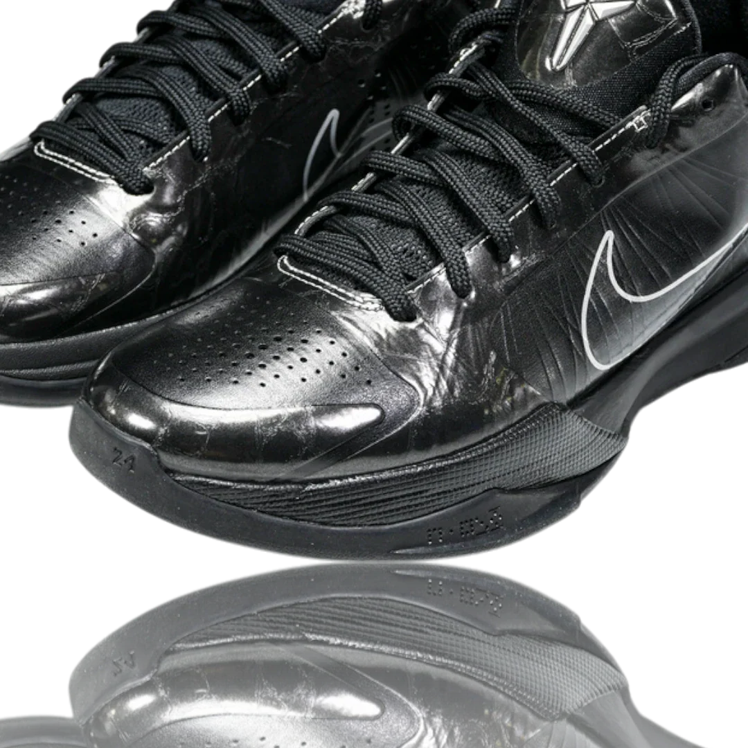 Kobe 5 'Black Out'