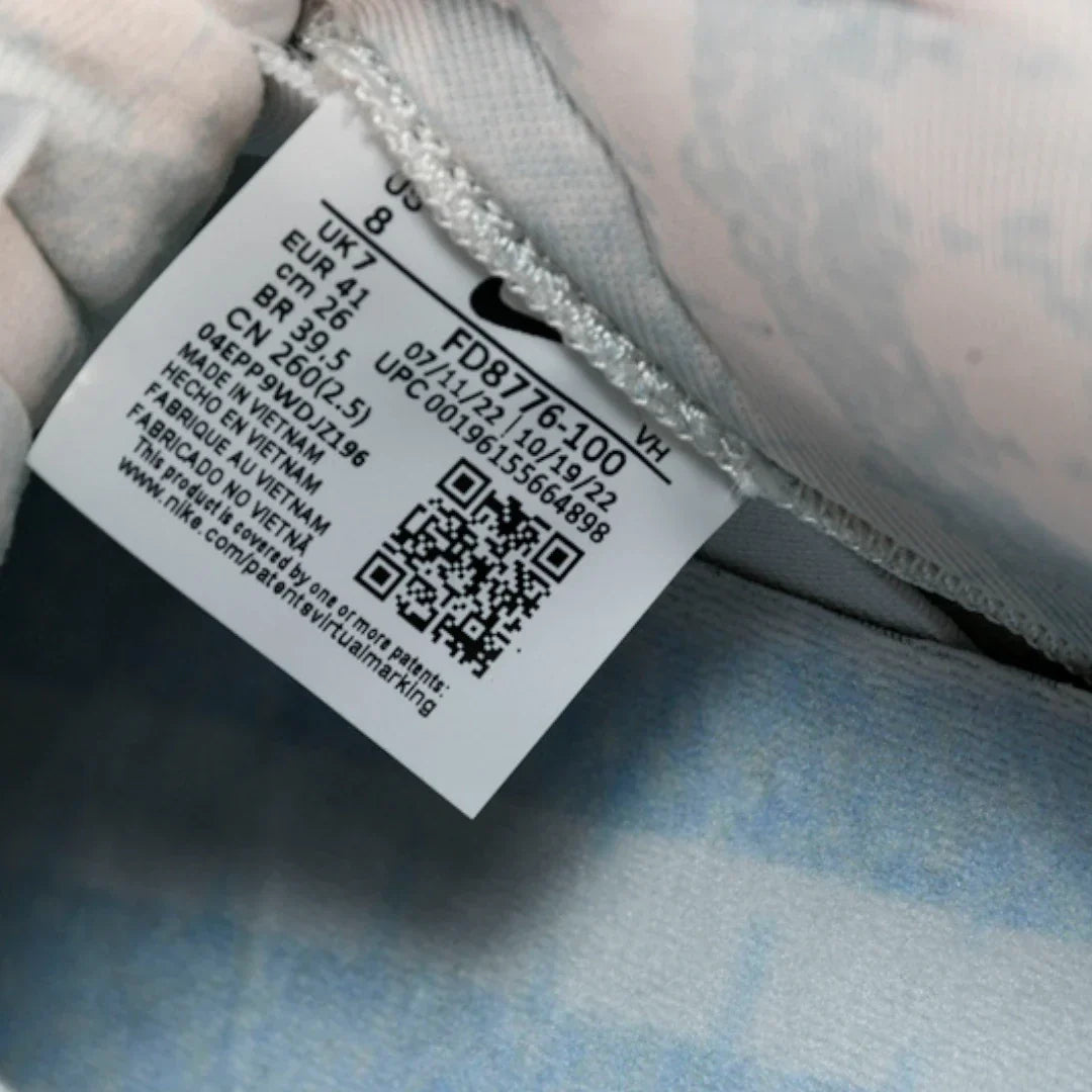 Concepts x SB Dnk Low 'White Lobster' (Friends and Family)