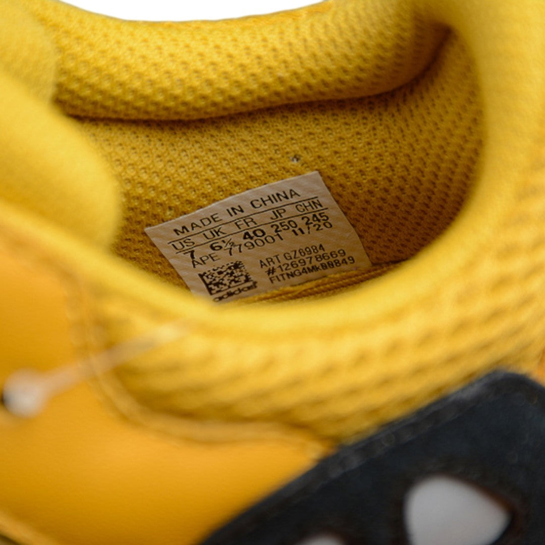 Yzy Boost 700 'Sun'