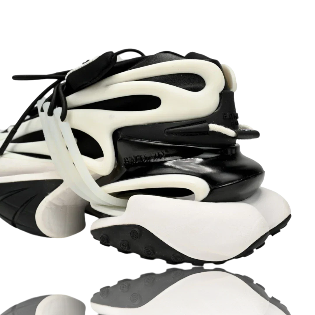 Balmain Unicorn low-top 'Black White'