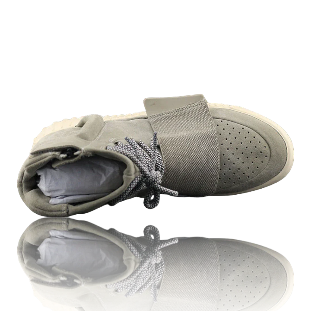 Yzy Boost 750 'OG Carbon'