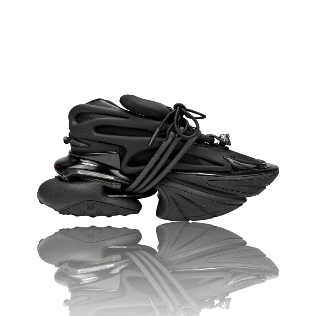 Balmain Unicorn low-top 'Black'