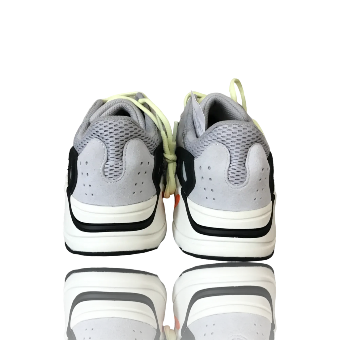 Yzy Boost 700 'Wave Runner'