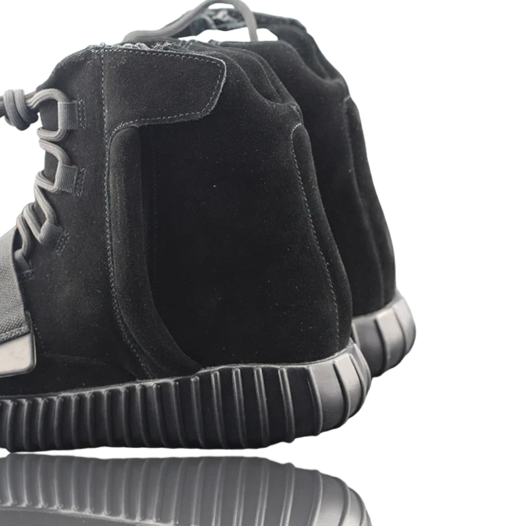 Yzy Boost 750 'Triple Black'