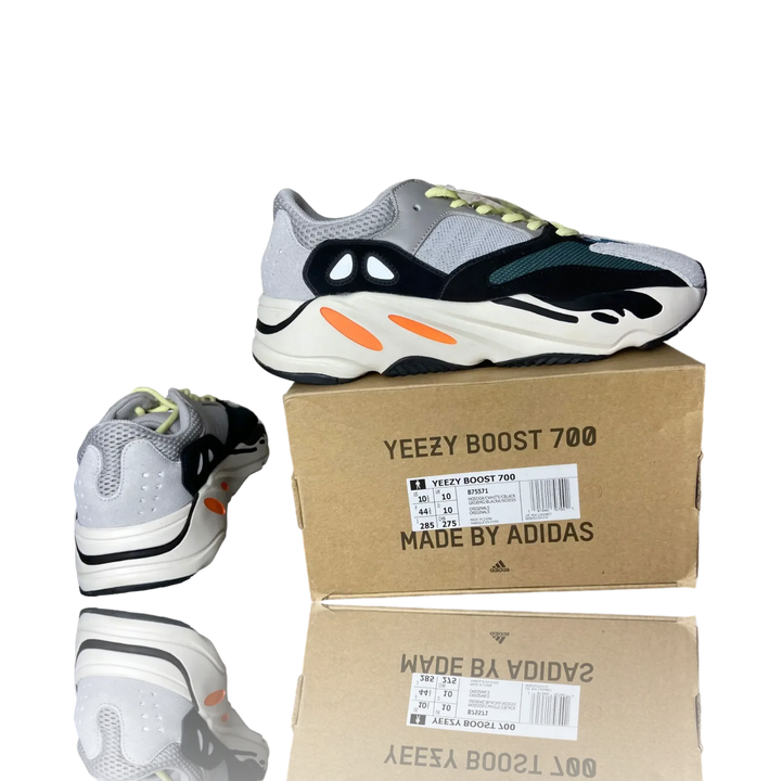Yzy Boost 700 'Wave Runner'