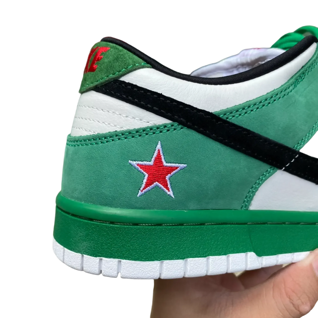 SB Dnk Low 'Heineken'
