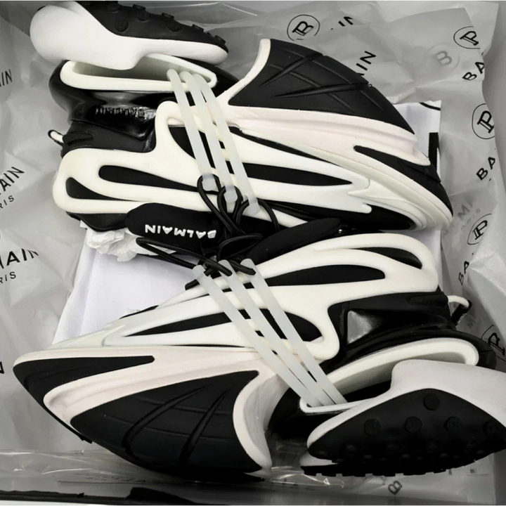 Balmain Unicorn low-top 'Black White'