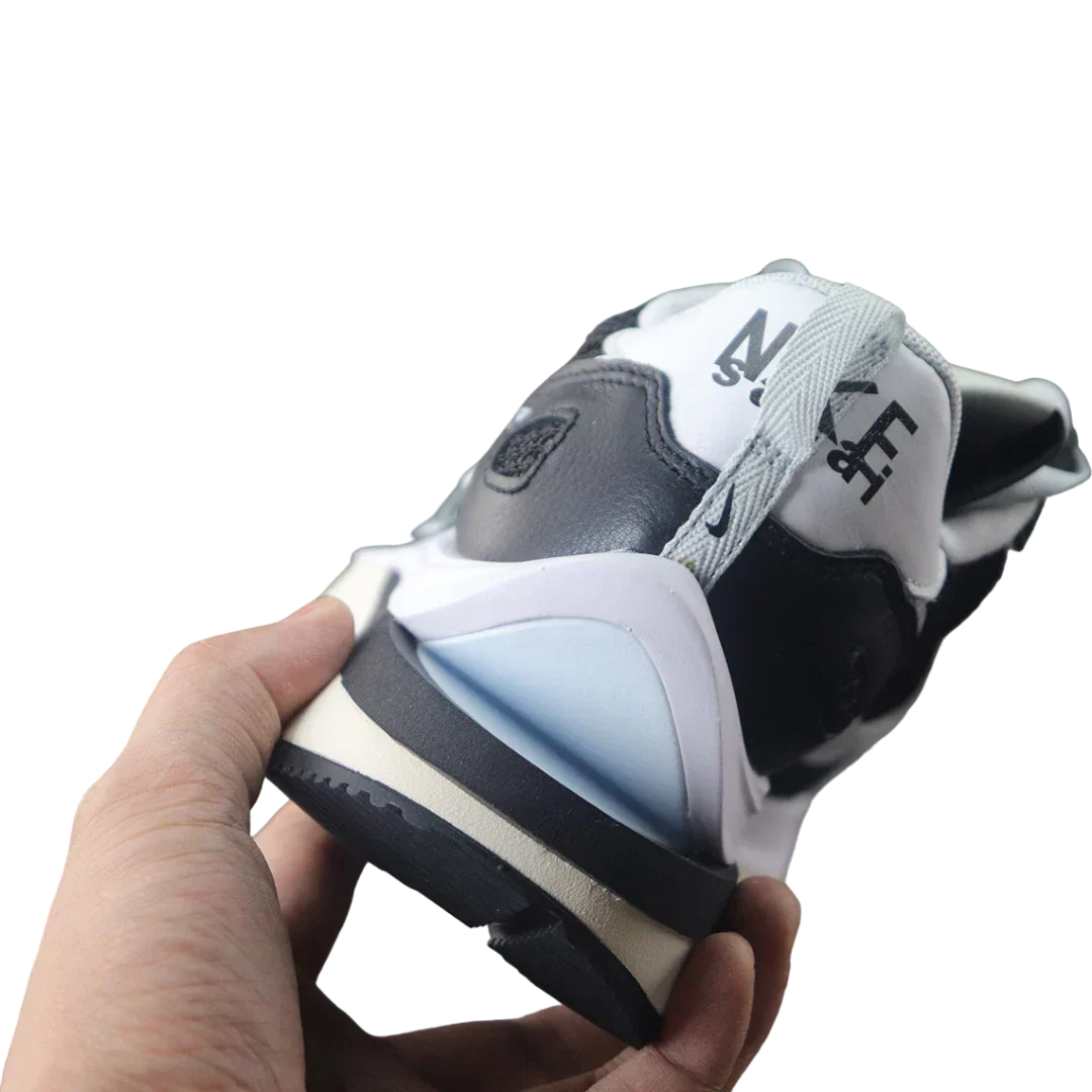 Sacai x VaporWaffle 'Black White'