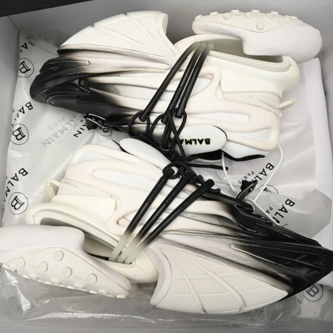 Balmain Unicorn low-top 'Gradient White Black'