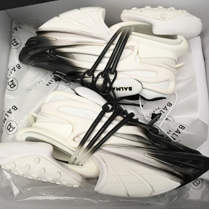 Balmain Unicorn low-top 'Gradient White Black'