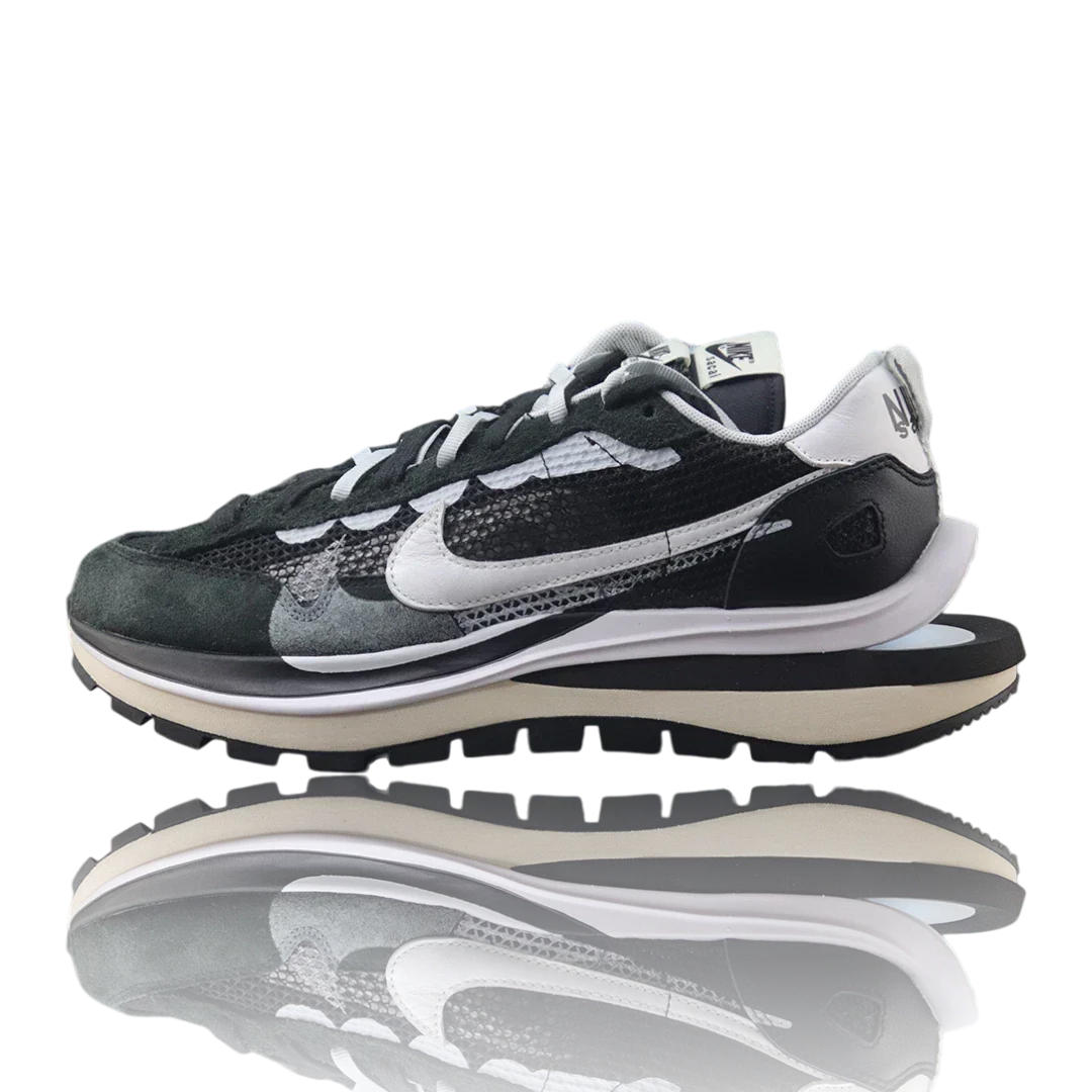 Sacai x VaporWaffle 'Black White'