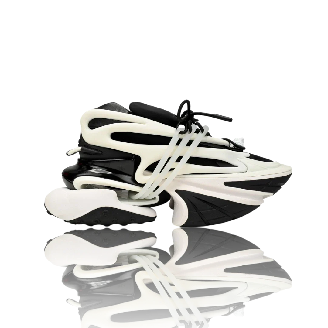 Balmain Unicorn low-top 'Black White'